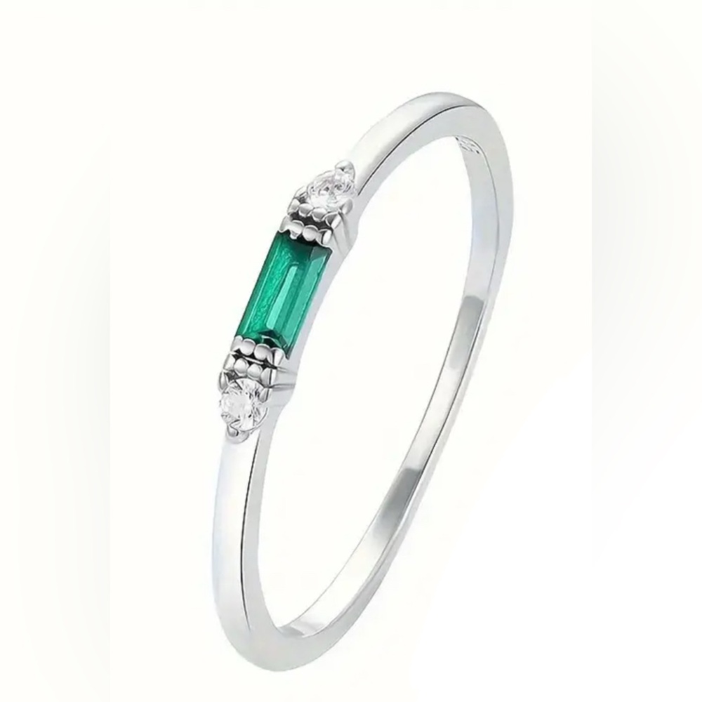 Sterling Silver and Green CZ Gemstone Ring size 7 or 8